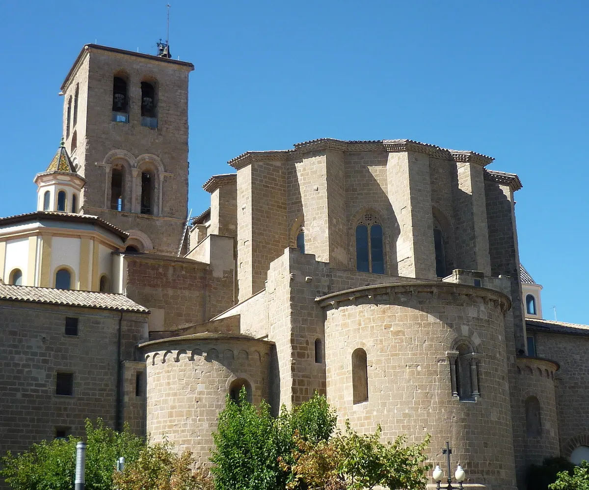 Catedral de Santa María de Solsona, donde se venera la Mare de Déu del Claustre