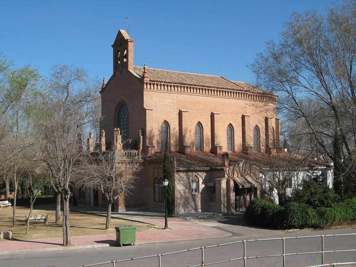 Ermita de Nuestra Señora del Val, junto al río Henares, en Alcalá de Henares