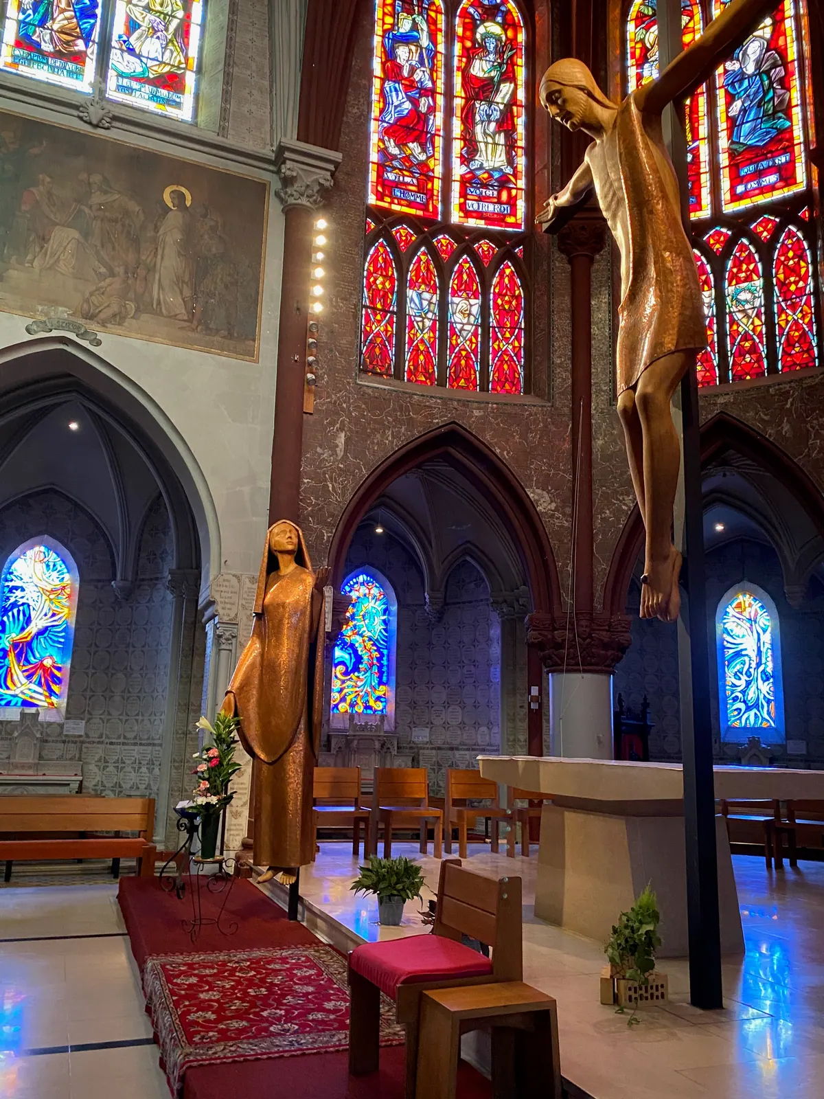 Basílica de Nuestra Señora del Sagrado Corazón de Issoudun (Francia)