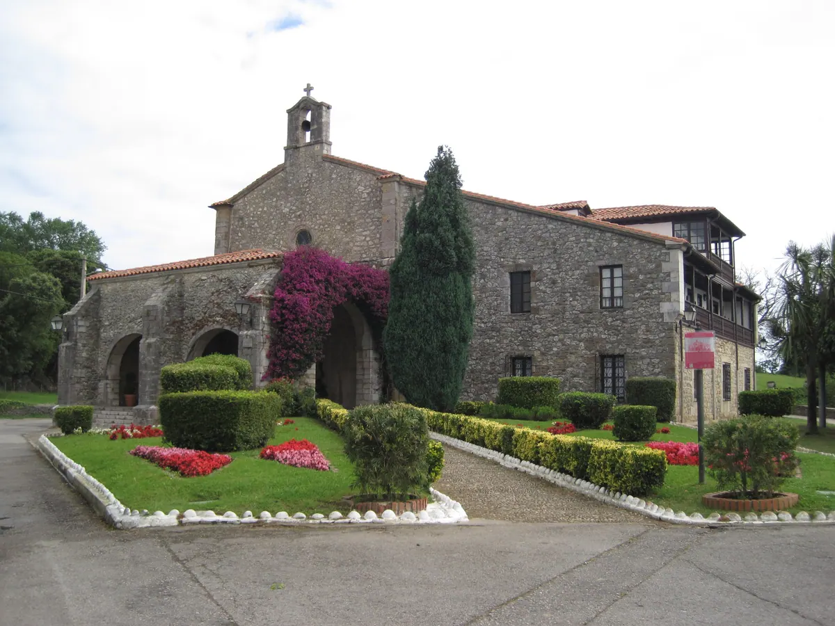 Santuario de Nuestra Señora de la Barquera, en San Vicente de la Barquera (Cantabria)