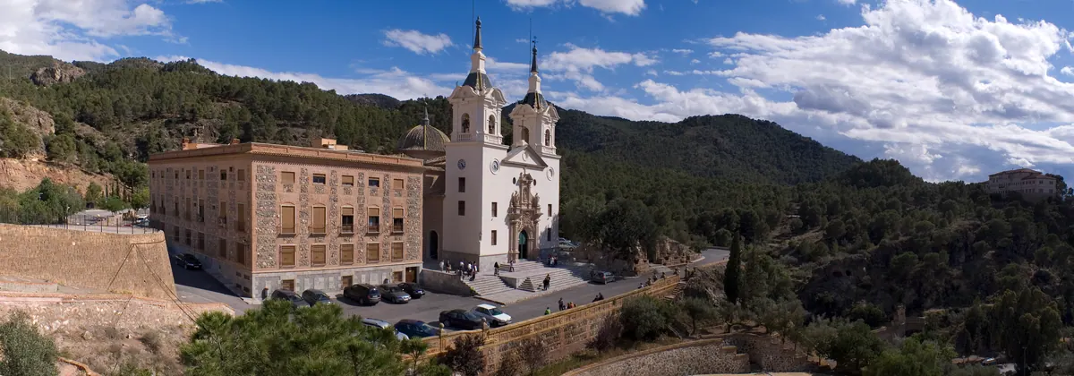 Fachada barroca del Santuario de Nuestra Señora de la Fuensanta, en el monte a las afueras de Murcia