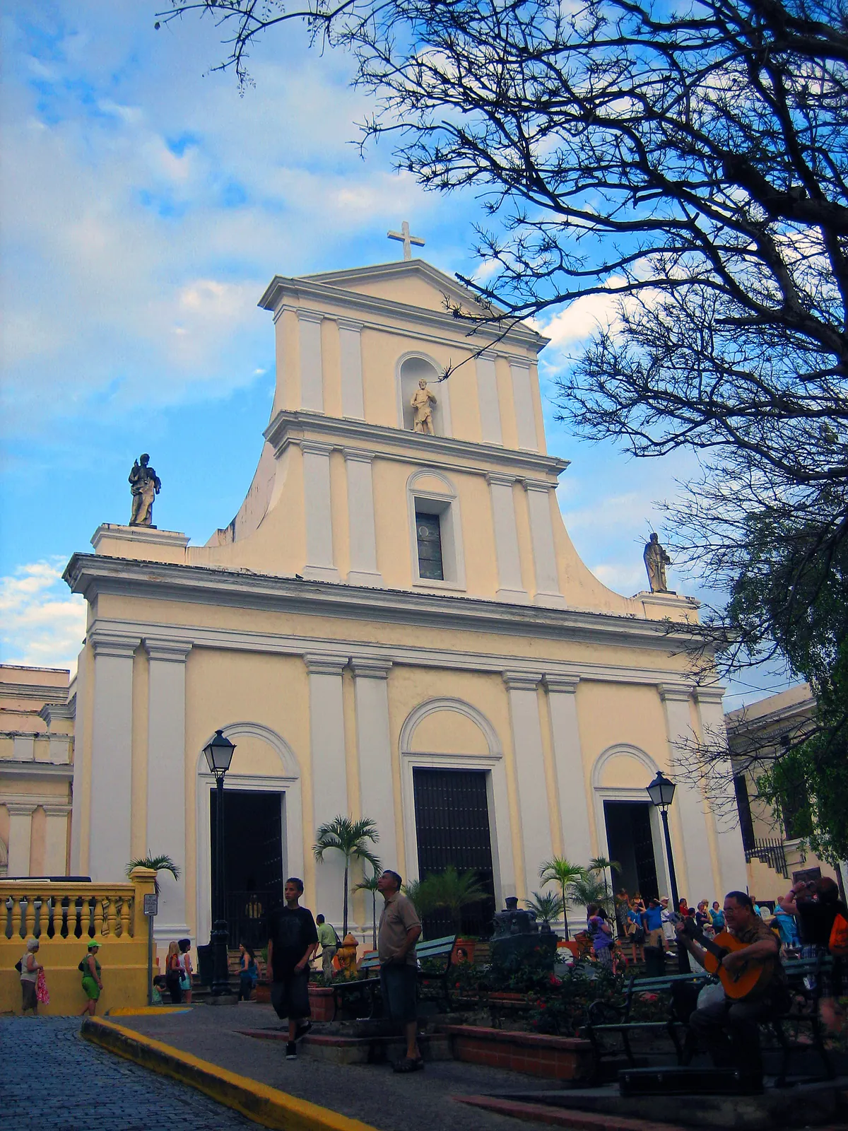 Catedral Basílica de San Juan Bautista (San Juan, Puerto Rico), donde se venera a Nuestra Señora de la Divina Providencia