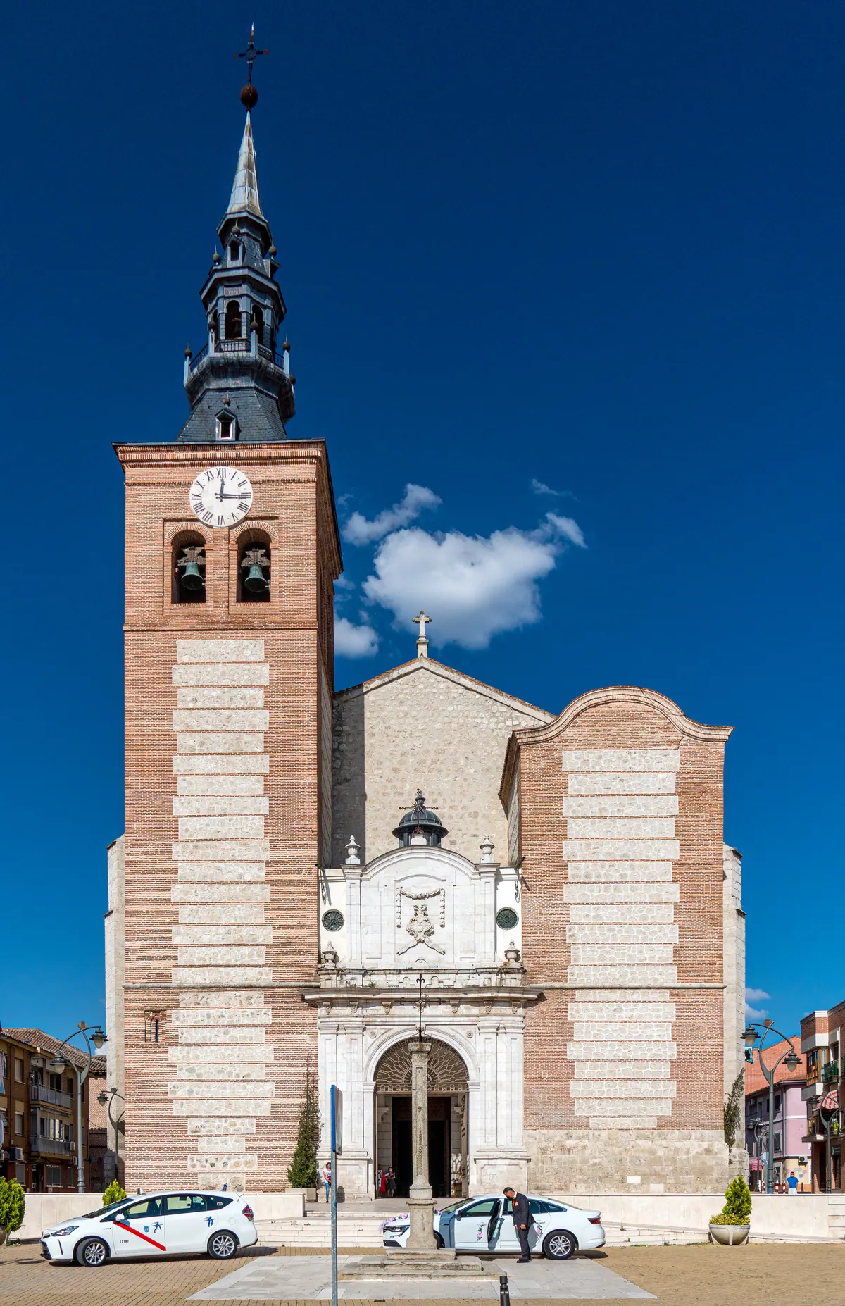 Fachada de la catedral de Santa María Magdalena de Getafe (Madrid)
