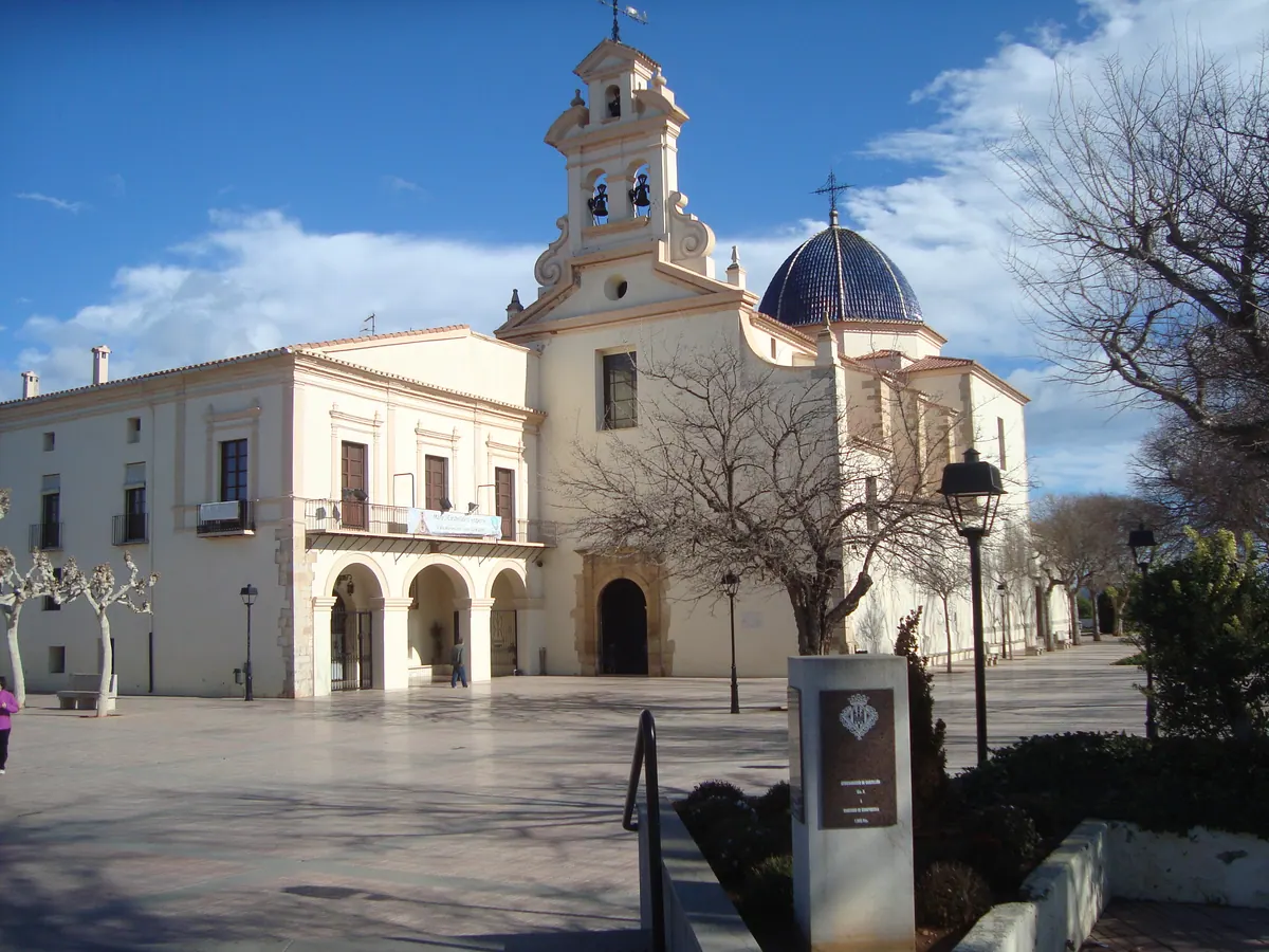 Fachada de la basílica de la Mare de Déu del Lledó, en Castellón de la Plana