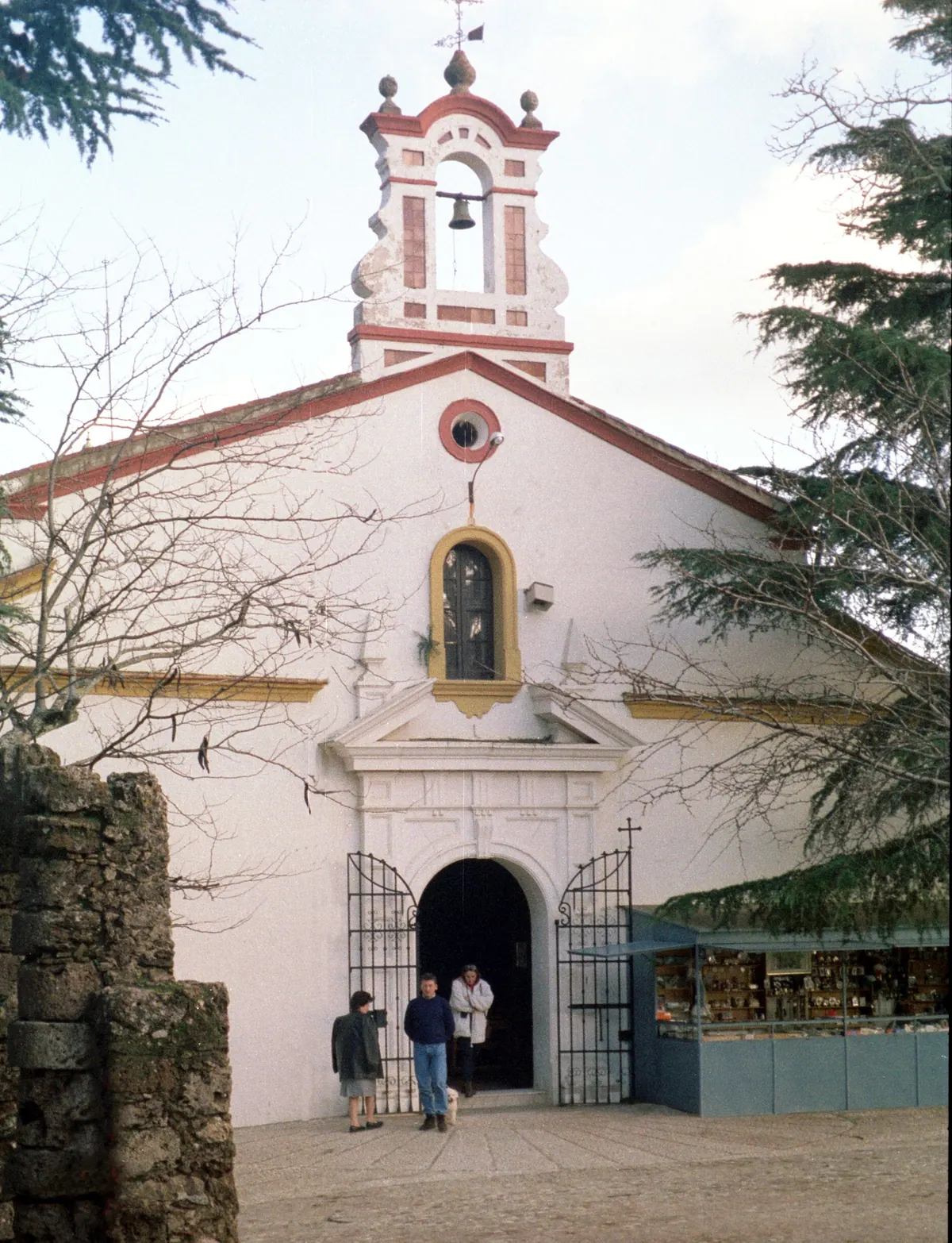 Santuario de la Reina de los Ángeles, en la Peña de Arias Montano, Alájar (Huelva)
