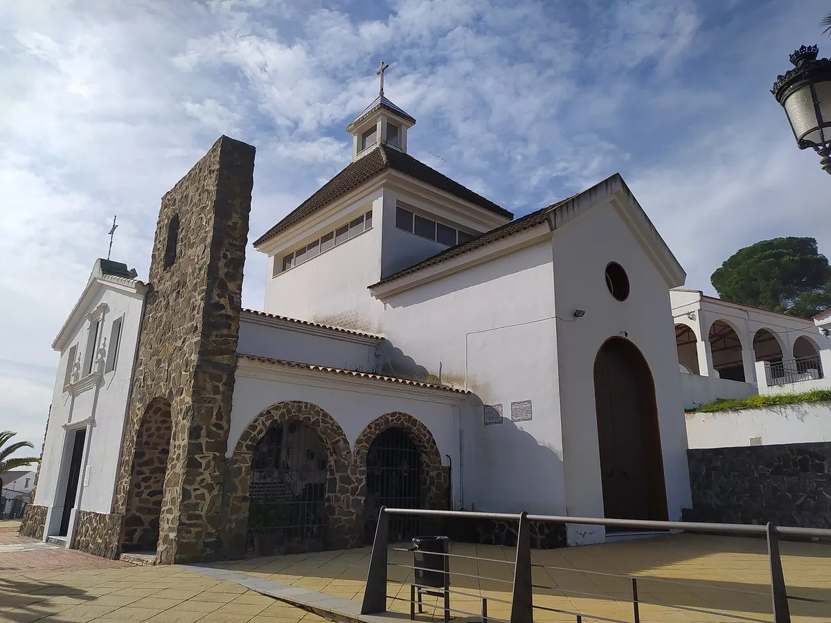 Ermita de Nuestra Señora de la Bella, en El Terrón, Lepe (Huelva)